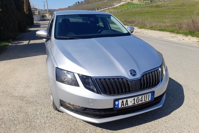 Skoda Oktavia AA104UI