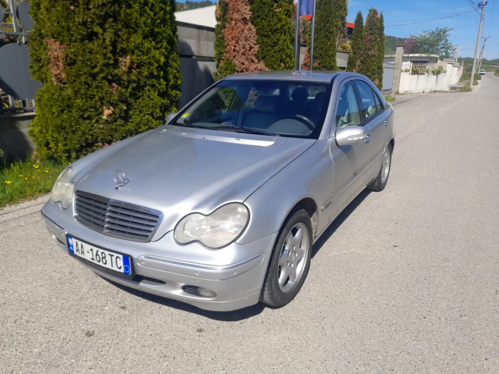 M. Benz C Class AA168TC