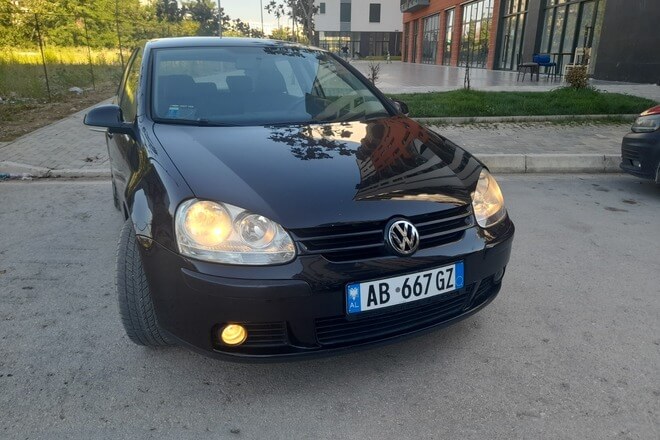 Volkswagen Golf 5 AA667GZ