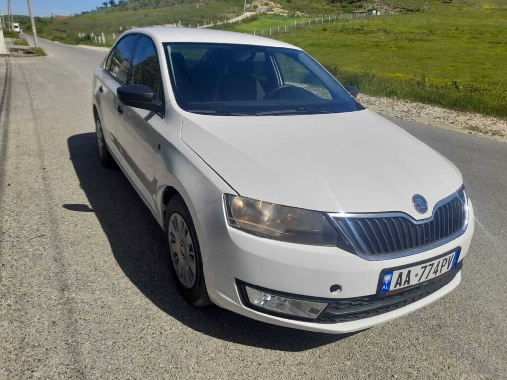 Skoda AA774PV